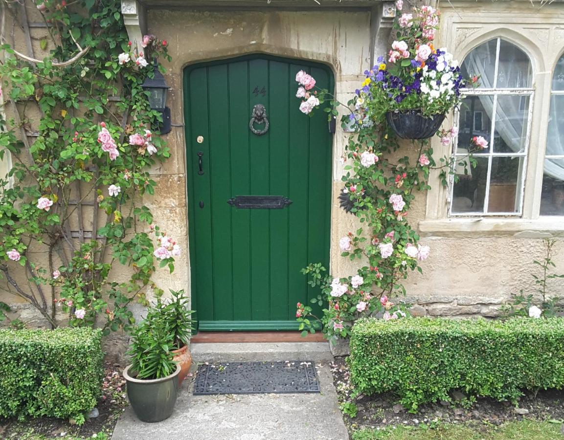 Rose Cottage Shipton Moyne Exterior foto